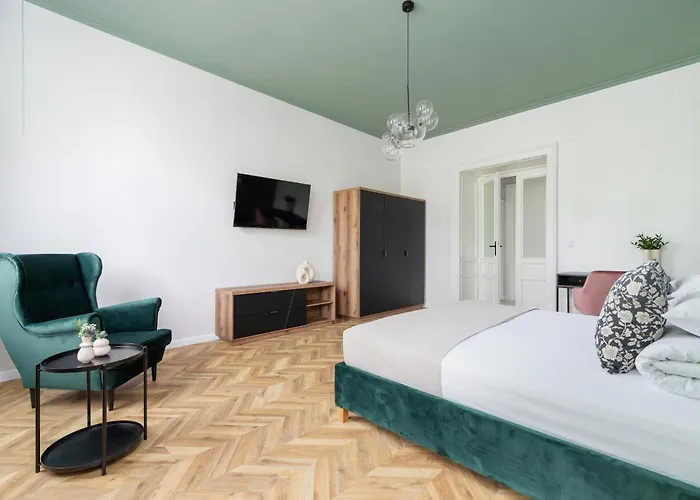 Two Bedroom Apartment - Dietla 11